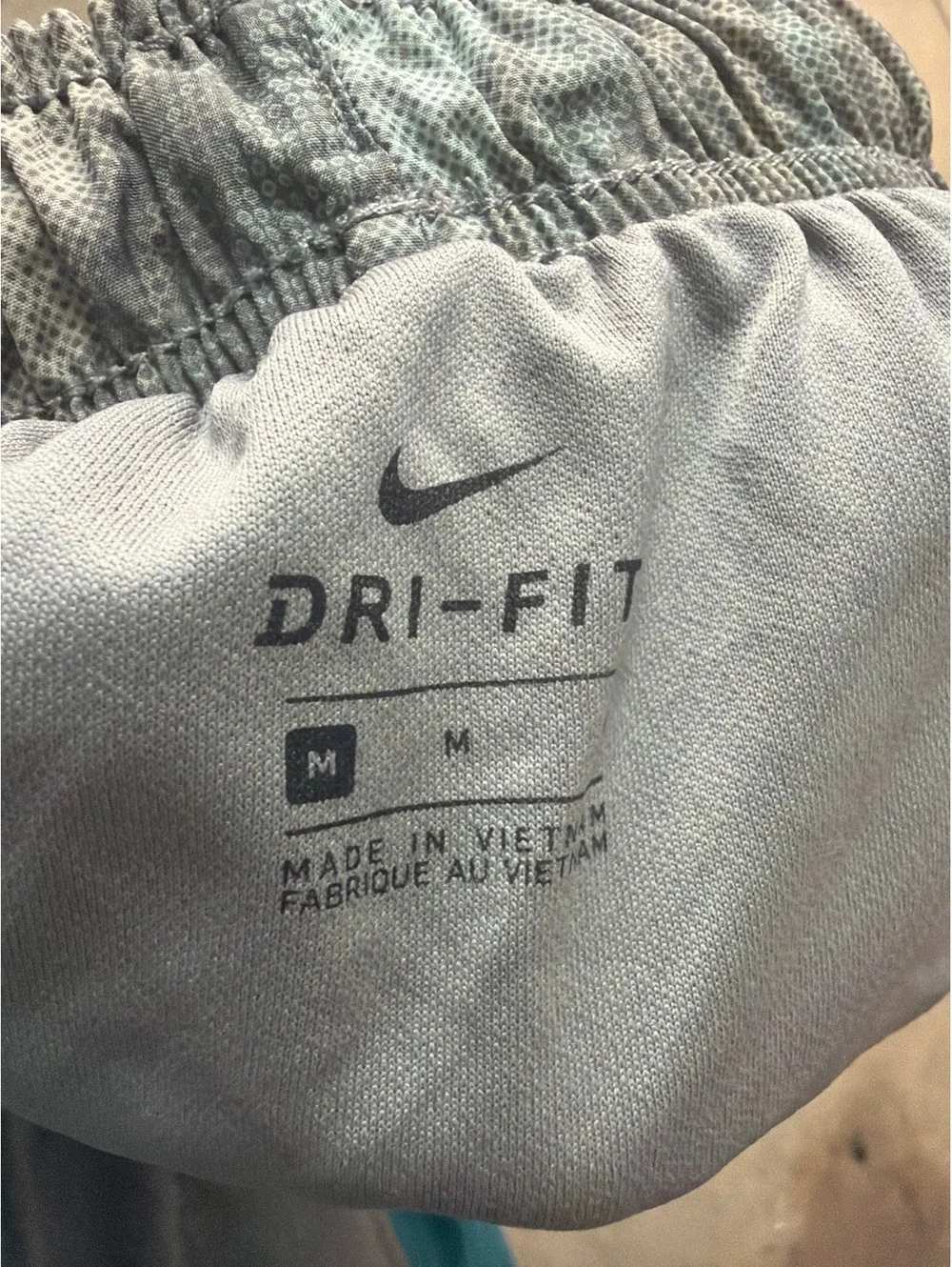 Nike Dri-FIT Women's Athletic Running Shorts Medium